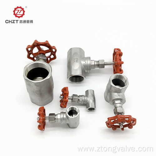 Globe valves for oil